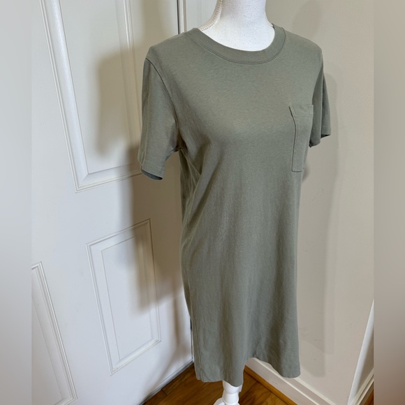 Everlane Weekend Dress - Picture 2 of 10
